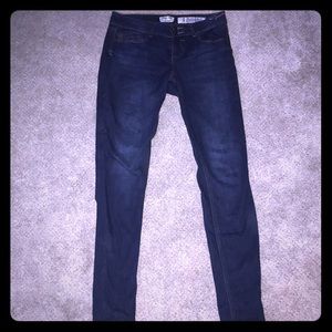 Dark denim jegging